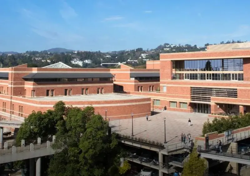 Top 10 Best Colleges For Business Administration In California